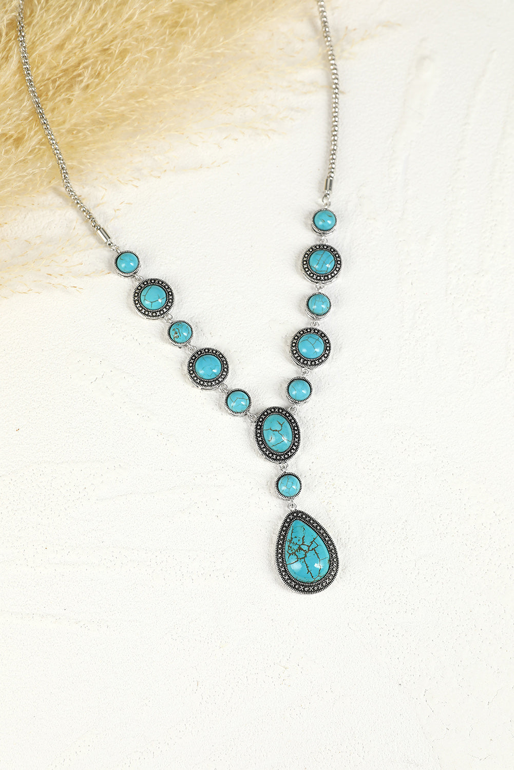 Green Crackle Turquoise Water Drop Accent Necklace